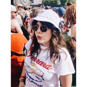 Meet your Posher, Kelly